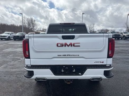 Used 2023 GMC Sierra 1500 AT4 w/ AT4 Preferred Package image 4