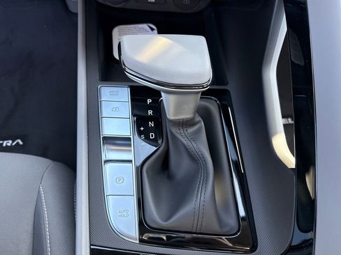 New 2026 Hyundai Elantra SEL Sport Premium FWD image 31