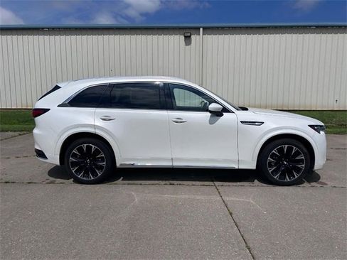 Used 2024 MAZDA CX-90 3.3 Turbo S w/ Premium Package image 2
