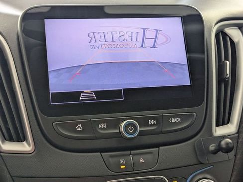 Used 2022 Chevrolet Malibu LS image 18