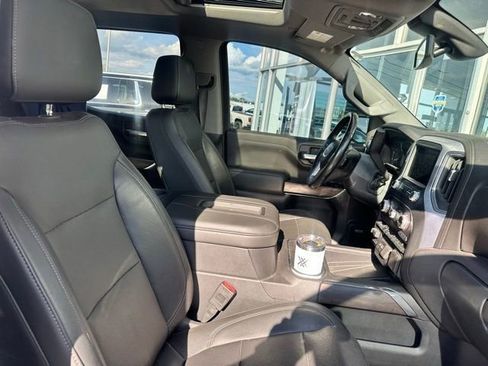 Used 2020 GMC Sierra 1500 SLT w/ SLT Premium Plus Package AWD/4WD image 16