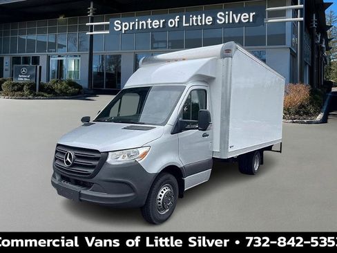 Used 2024 Mercedes-Benz Sprinter 4500 image 1