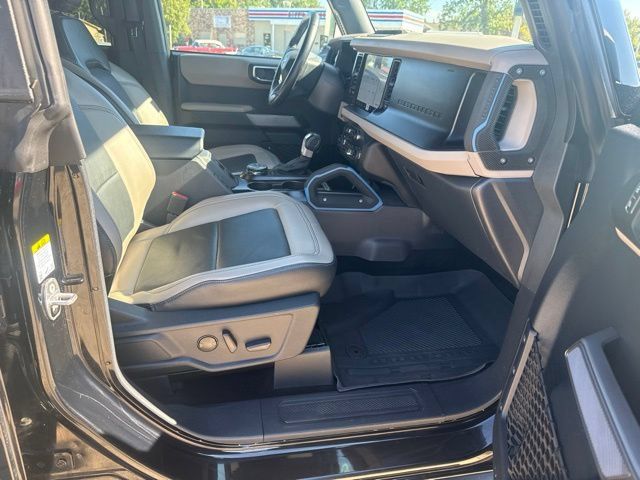 Used 2022 Ford Bronco Wildtrak AWD/4WD image 19