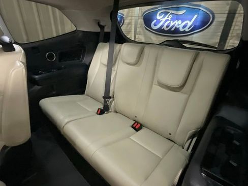 Used 2024 Subaru Ascent Limited w/ Technology Package AWD/4WD image 12
