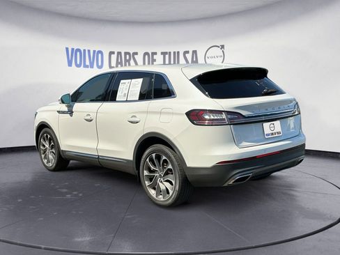Certified 2022 Lincoln Nautilus Reserve AWD/4WD image 3