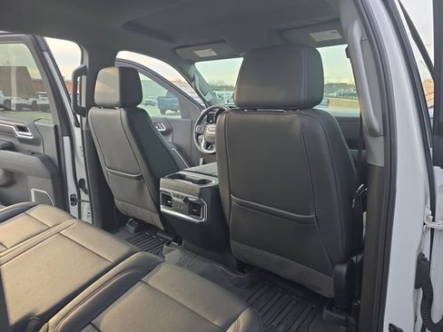 Used 2024 GMC Sierra 1500 SLT w/ SLT Premium Package image 11