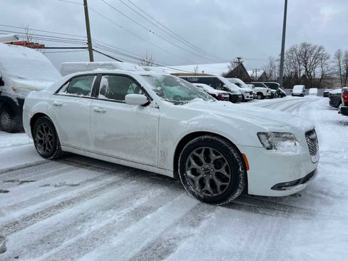 Certified 2017 Chrysler 300 S image 10