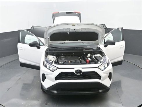 Used 2023 Toyota RAV4 LE image 32