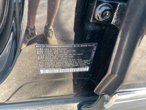 Used 2024 Volkswagen Tiguan Wolfsburg Edition image 16