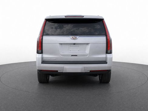 Used 2019 Cadillac Escalade Luxury RWD image 7