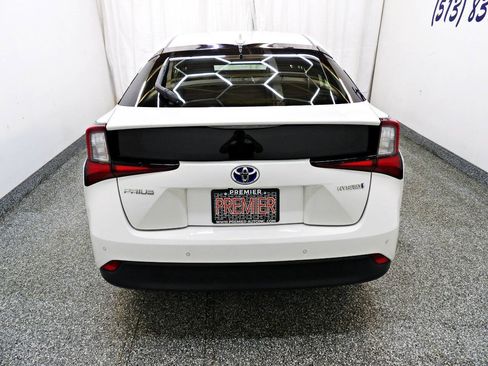 Used 2019 Toyota Prius LE FWD image 5