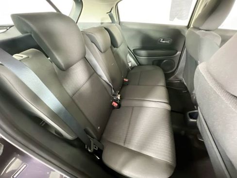 Used 2018 Honda HR-V LX image 25