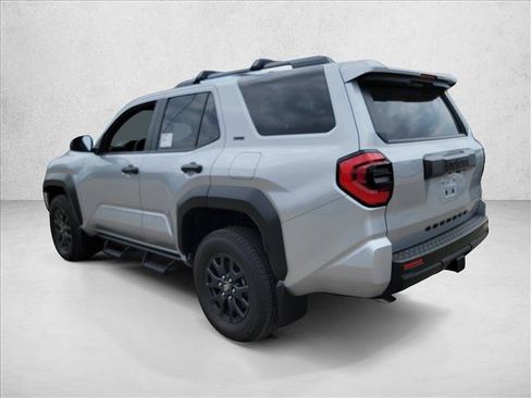Used 2026 Toyota 4Runner SR5 AWD/4WD image 7