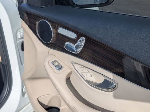 Used 2016 Mercedes-Benz C 300 4MATIC Sedan w/ Multimedia Package image 33