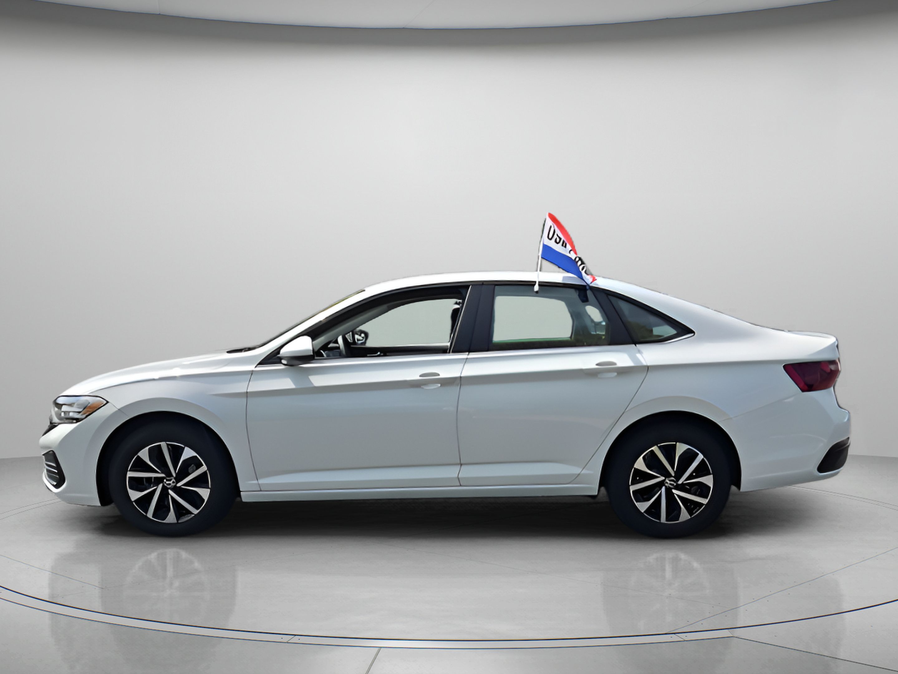 Used 2024 Volkswagen Jetta S FWD image 2