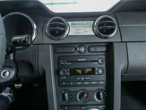 Used 2007 Ford Mustang GT RWD image 42