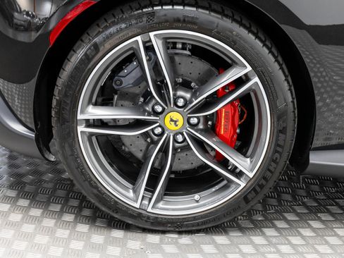 Used 2025 Ferrari Roma Spider RWD image 24