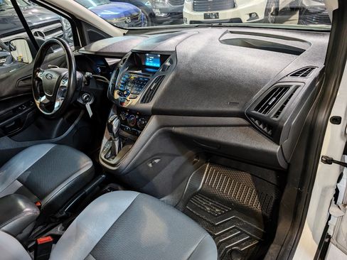 Used 2018 Ford Transit Connect XL FWD image 29