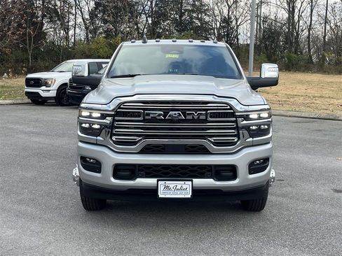 New 2026 RAM 3500 Laramie w/ Towing Technology Group image 2