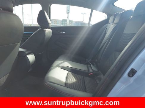 Used 2025 Nissan Altima 2.5 SR image 25