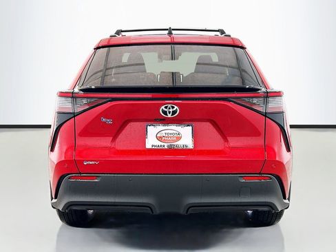 New 2026 Toyota bZ FWD image 5