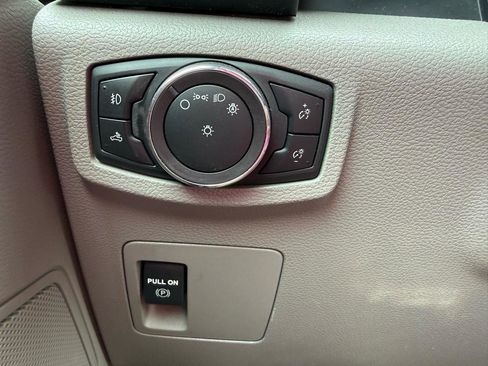 Used 2019 Ford F150 XL w/ Equipment Group 101A Mid AWD/4WD image 10