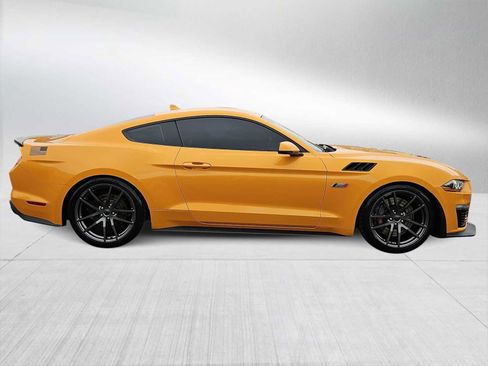 Used 2022 Ford Mustang GT Premium w/ GT Performance Package image 9