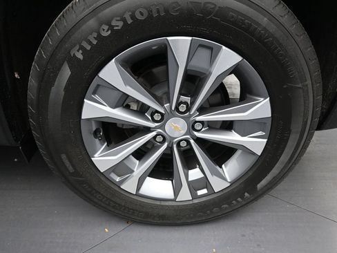 Used 2025 Chevrolet Equinox LT FWD image 10