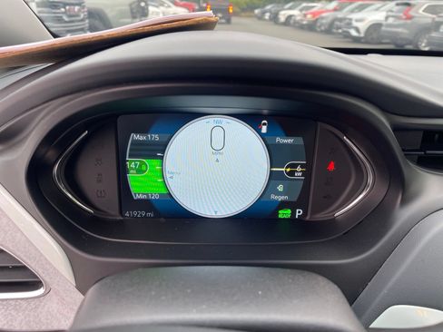 Used 2021 Chevrolet Bolt LT FWD image 6