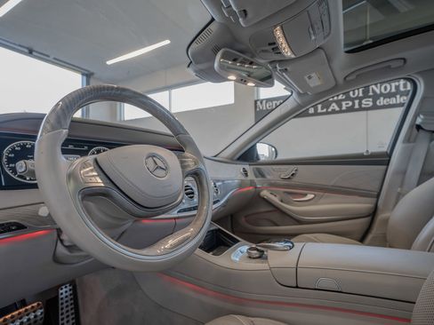 Used 2015 Mercedes-Benz S 550 Sedan image 6