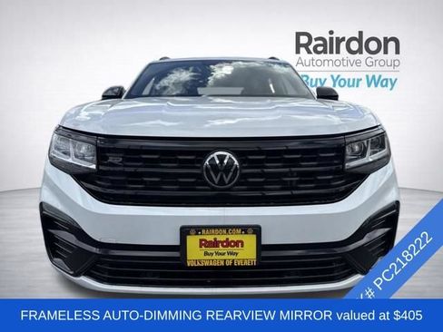 Used 2023 Volkswagen Atlas Cross Sport SEL R-Line AWD/4WD image 2