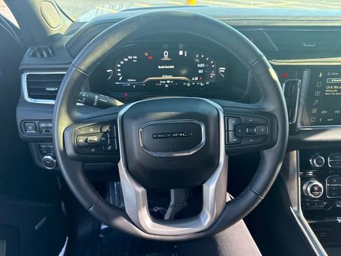 Certified 2023 GMC Yukon XL Denali w/ Max Trailering Package image 12