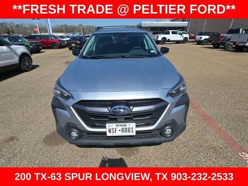 Used 2025 Subaru Outback Premium image 2