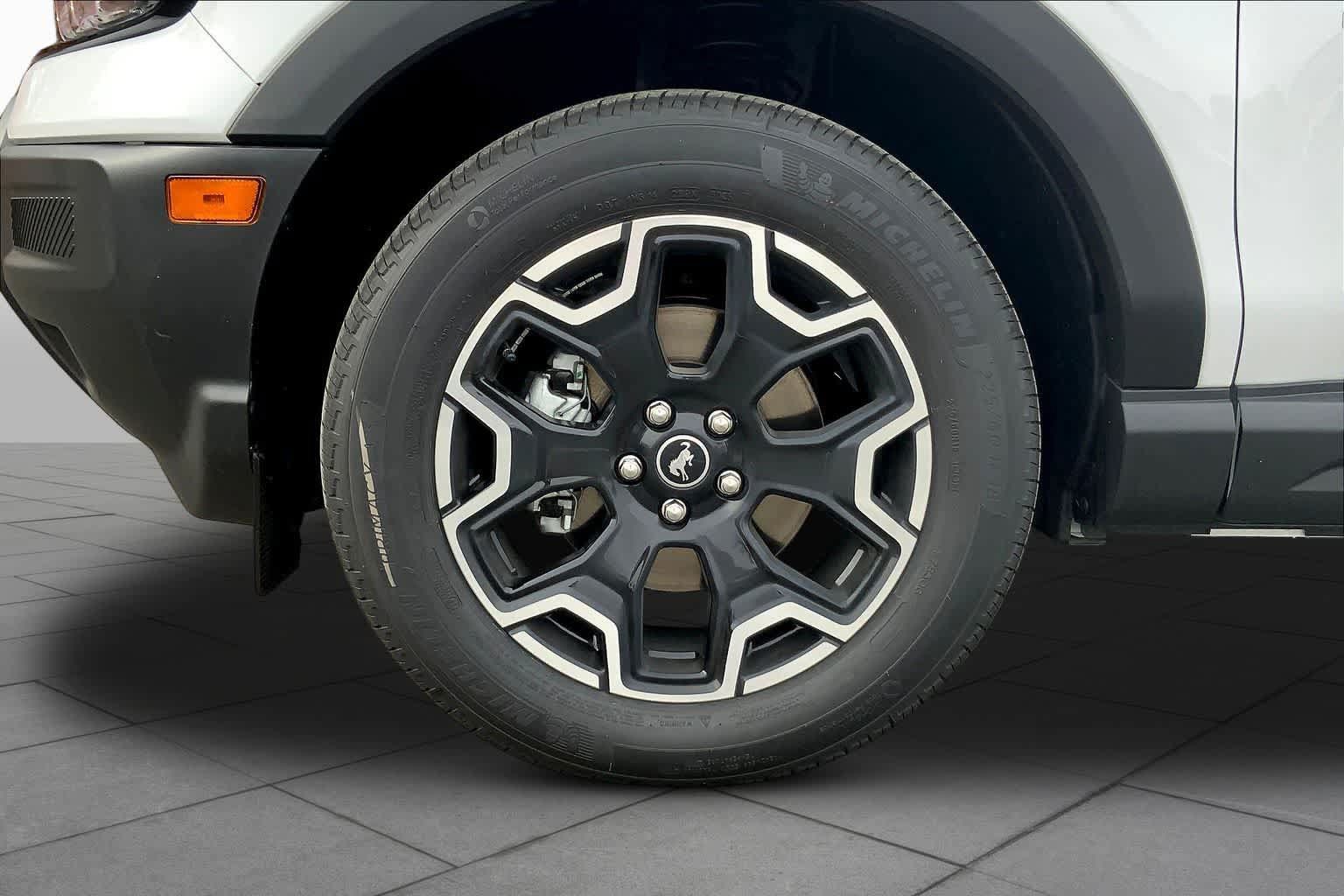 New 2026 Ford Bronco Sport Outer Banks AWD/4WD image 12