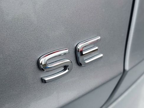 New 2025 Volkswagen Jetta SE image 6