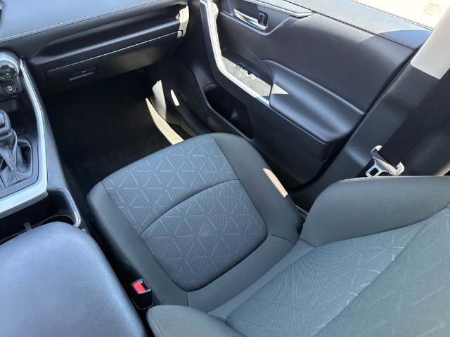 Used 2024 Toyota RAV4 XLE FWD image 26