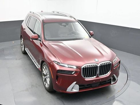 Used 2025 BMW X7 xDrive40i AWD/4WD image 19