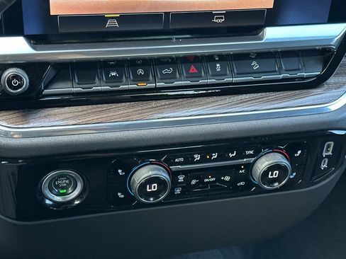 Used 2023 Chevrolet Silverado 1500 RST image 19