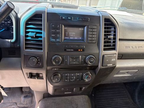 Used 2017 Ford F350 XL w/ Power Equipment Group AWD/4WD image 24