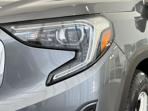 Used 2018 GMC Terrain SLE FWD image 11