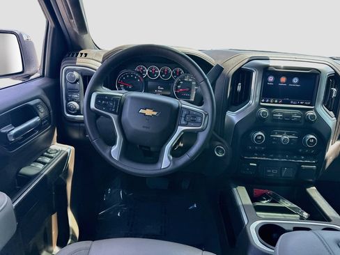 Used 2021 Chevrolet Silverado 1500 LTZ RWD image 18