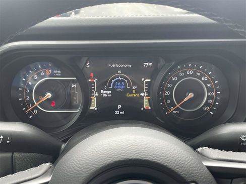 New 2025 Jeep Gladiator Mojave w/ Convenience Group image 15