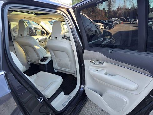 Used 2023 Volvo XC90 T8 Ultimate w/ Protection Package Premier image 13