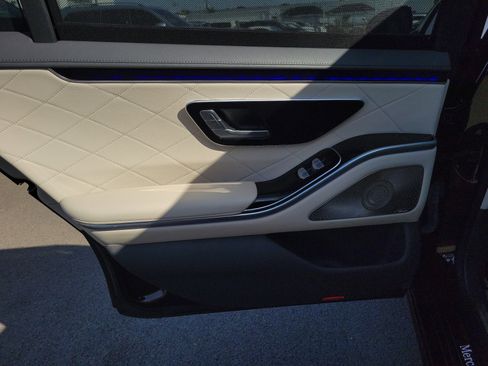 Certified 2022 Mercedes-Benz S 580 4MATIC Sedan image 11