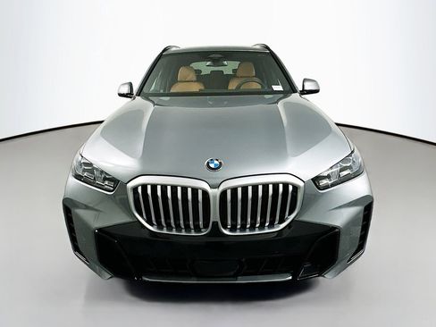 New 2026 BMW X5 sDrive40i w/ M Sport Package image 2