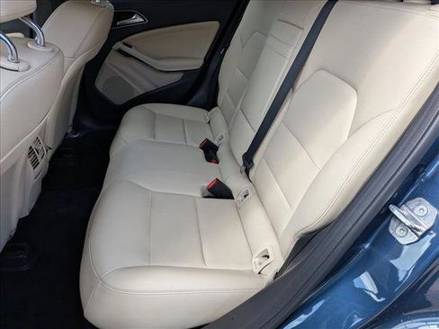 Used 2019 Mercedes-Benz GLA 250 image 18