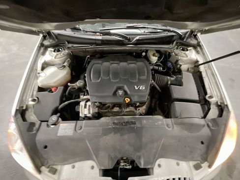 Used 2011 Buick Lucerne CXL w/ Driver Confidence Package image 25