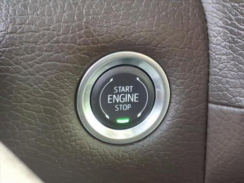 Certified 2024 GMC Yukon Denali image 21