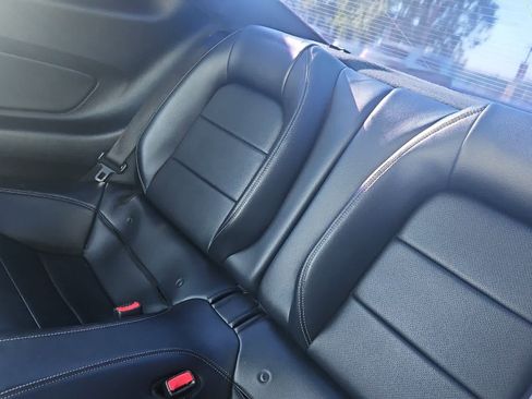 Used 2017 Ford Mustang GT Premium image 10