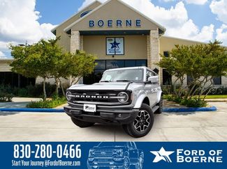 Used 2024 Ford Bronco Outer Banks video 1